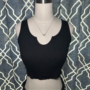 SHEIN Black Crop Tank Top